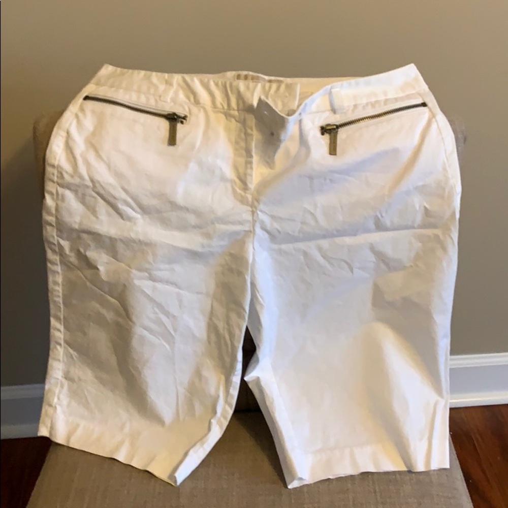 NWOT! FINAL PRICE Michael Kors shorts sz 10